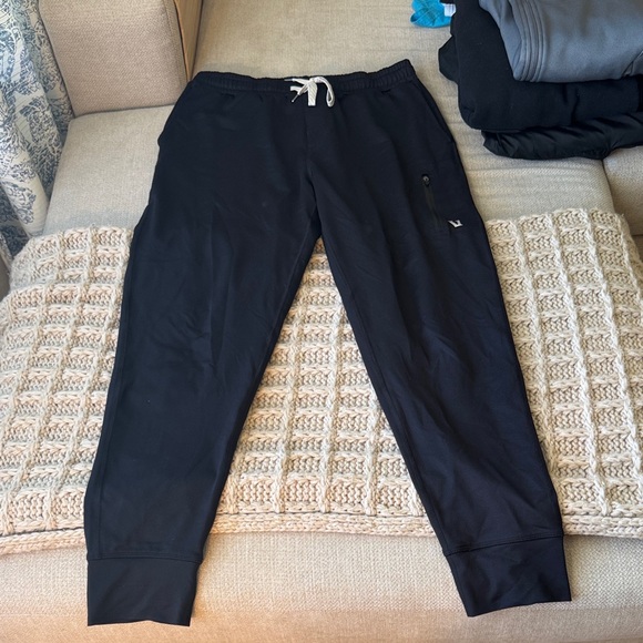 Vuori Other - Men's Black Vuori Jogger Pants